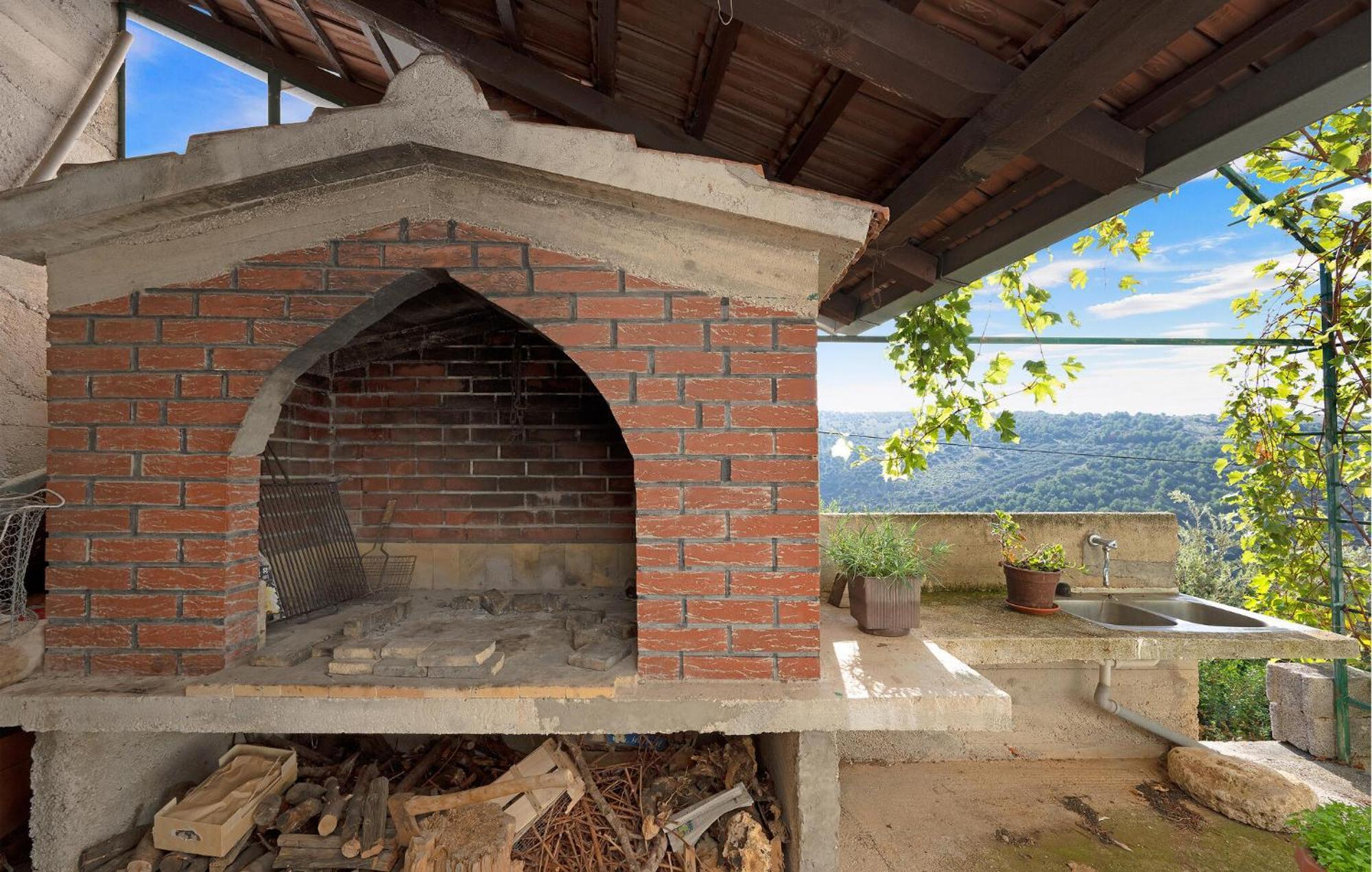 Lovely Apartment In Primosten With Kitchen エクステリア 写真